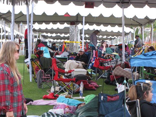 Hall H line 2